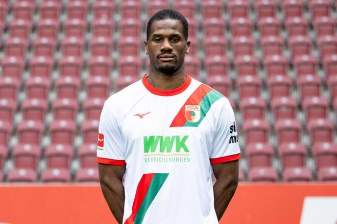 盧卡庫傷缺三月，那不勒斯盯上奧格斯堡前鋒埃森德。