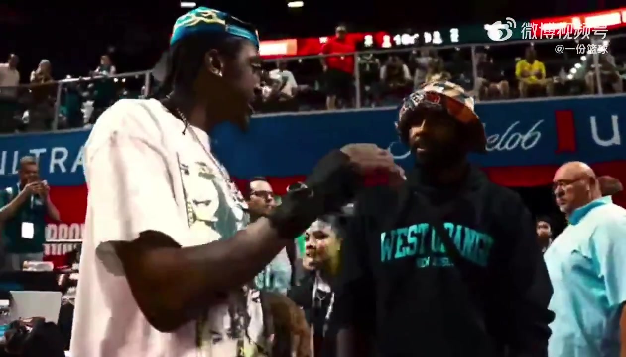 杰倫威和歐文聊自己手腕傷病的事歐文你每場(chǎng)都在接受注射嗎