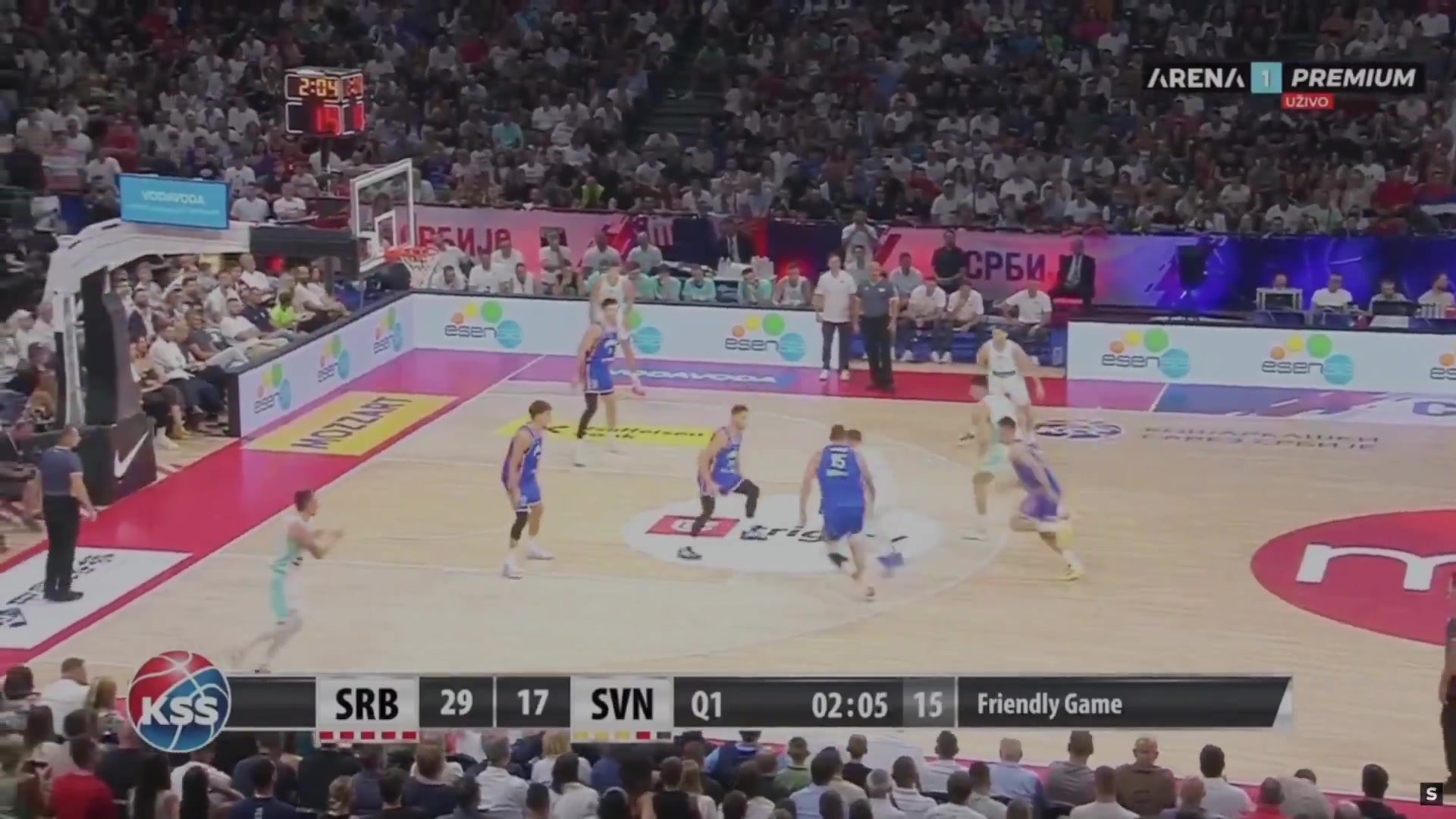 單挑塞爾維亞全隊(duì)東契奇無視多人防守突破拋投打進(jìn)還造加罰