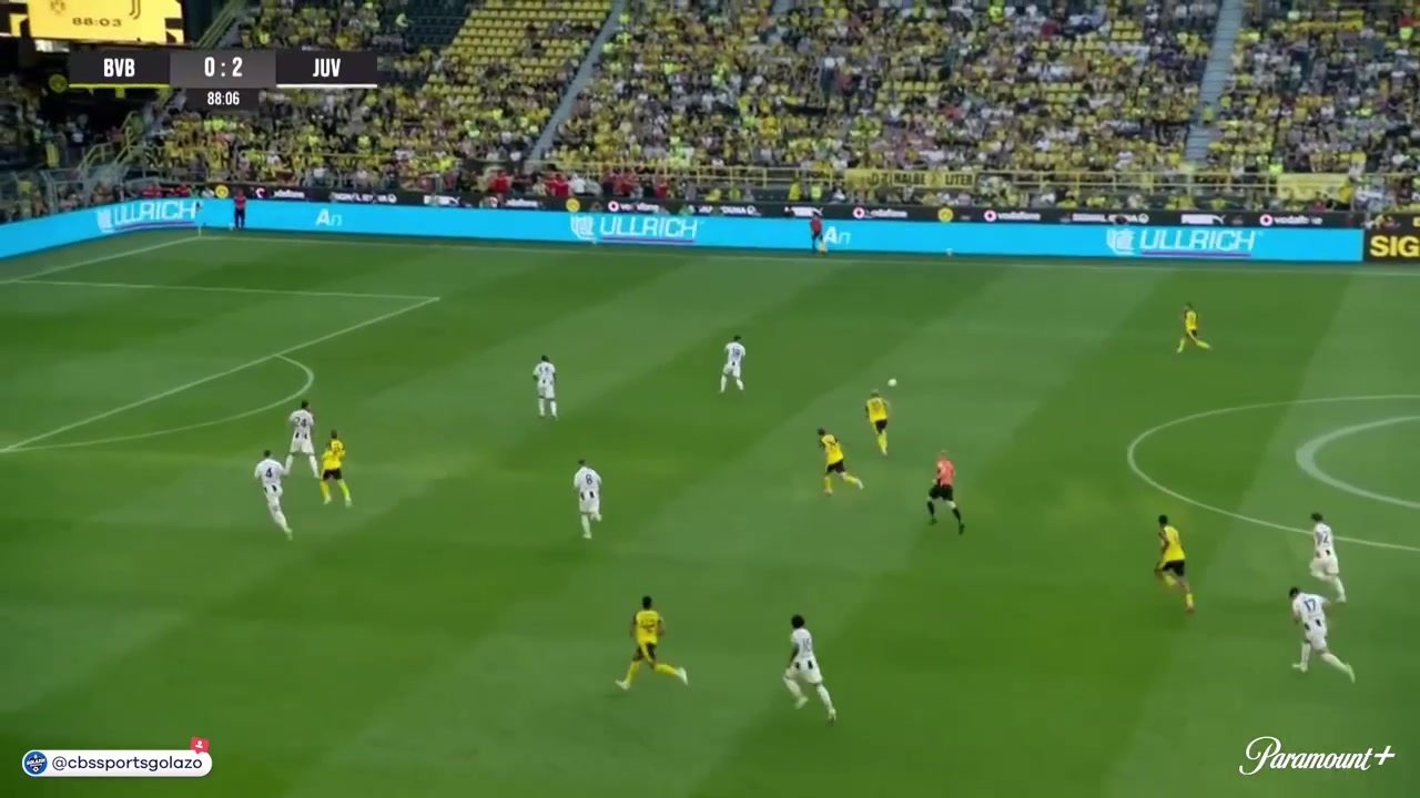 多特扳回一城拜爾禁區(qū)內(nèi)轉(zhuǎn)身過人打門得手