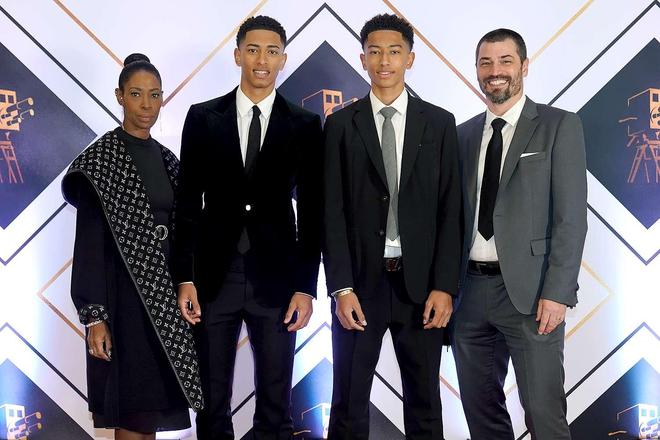 小貝林父母禁入多特更衣室，里肯：關(guān)系良好。