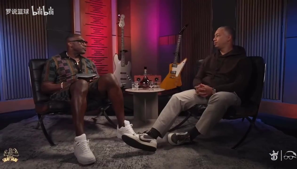 泰倫盧要是杜蘭特沒(méi)去勇士我們留下歐文還能再拿兩三冠