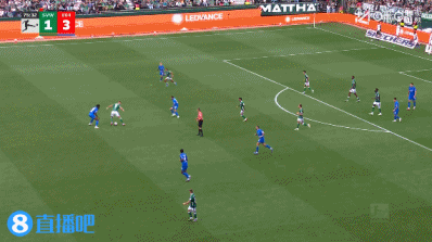 弗萊肯失手，施密特救主，藥廠3-2險(xiǎn)勝不萊梅！