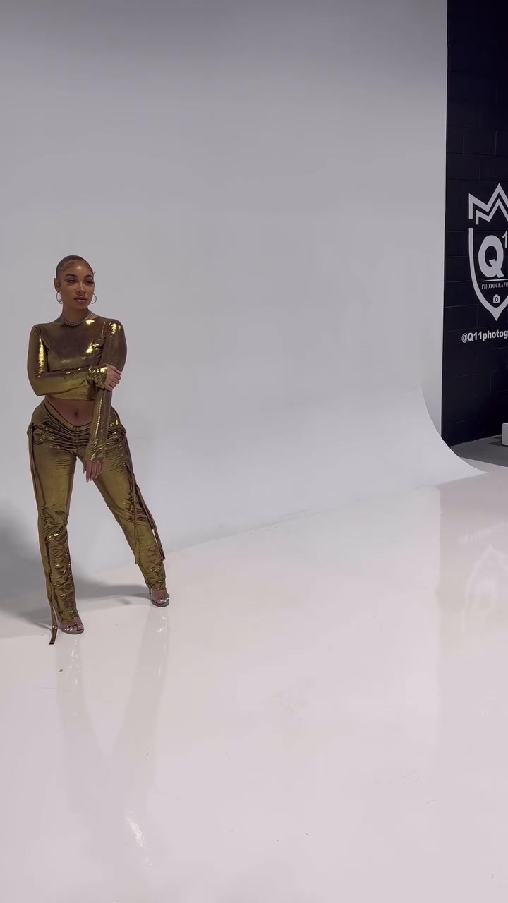 哈登女友這身材確實豐滿是登哥喜歡的類型