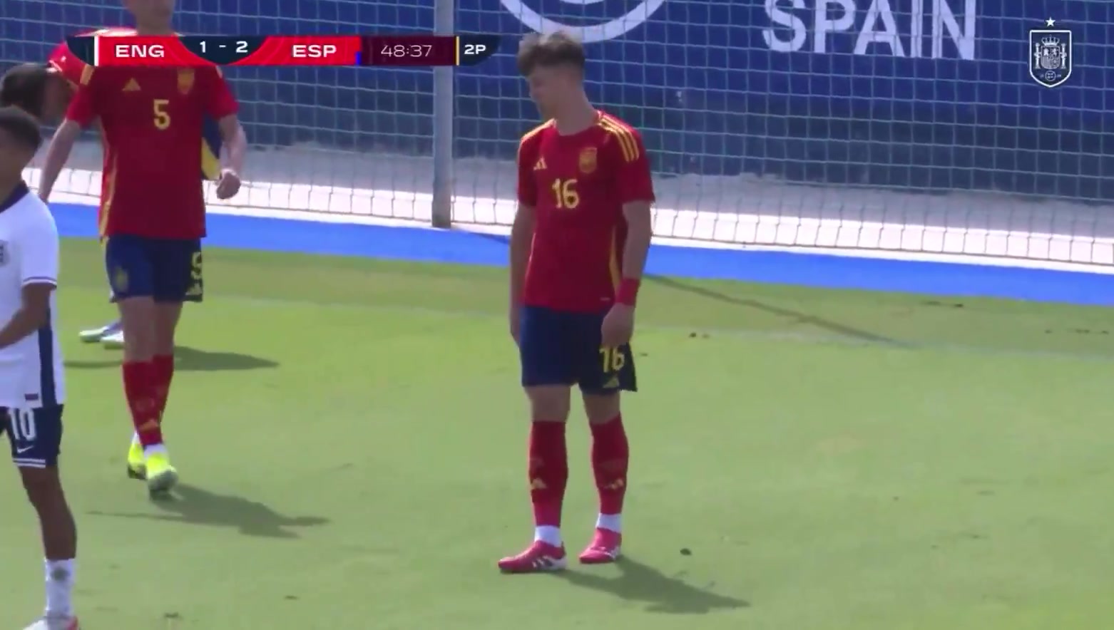 阿森納15歲天才小將道曼面對西班牙U19突破造點