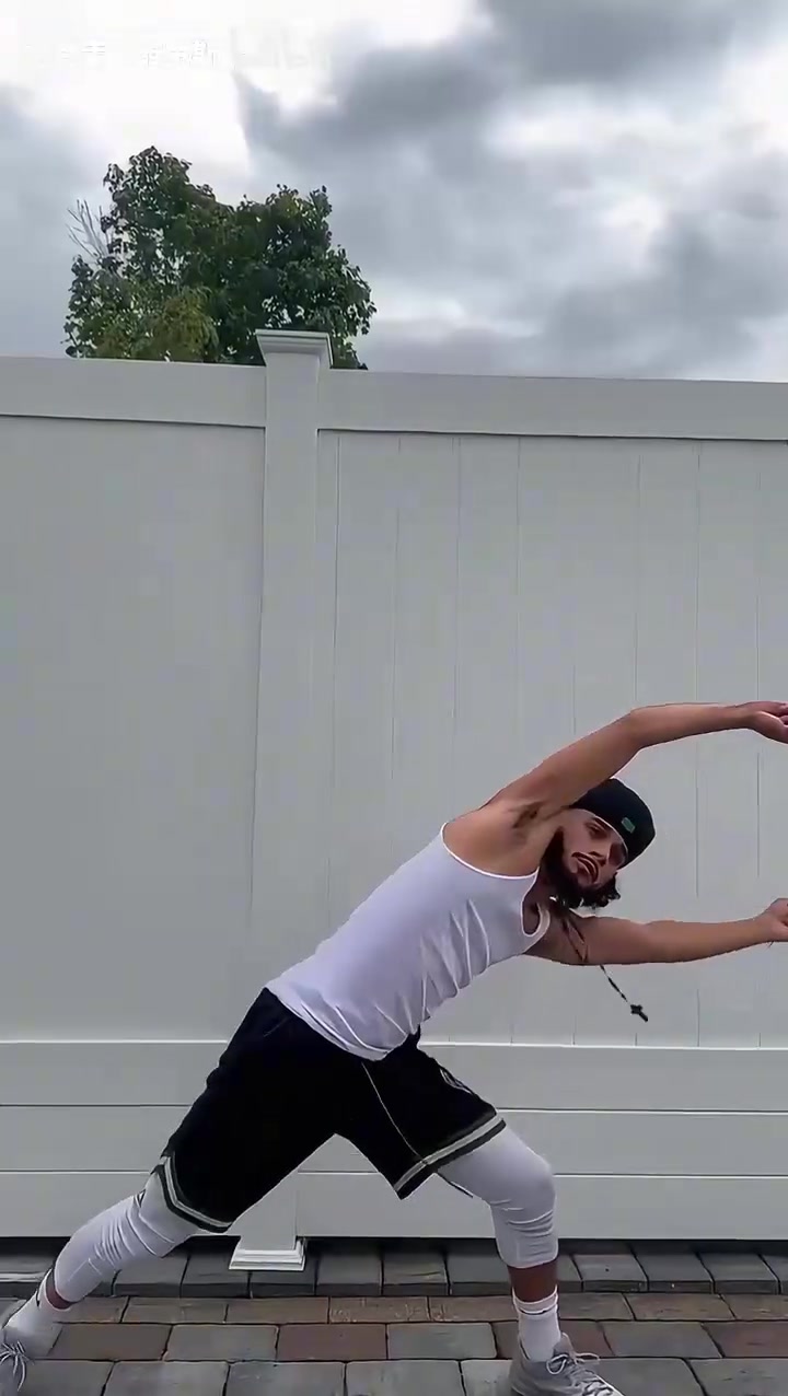 這下真的大結(jié)局了網(wǎng)紅博主假如字母哥和約基奇合體成一個人