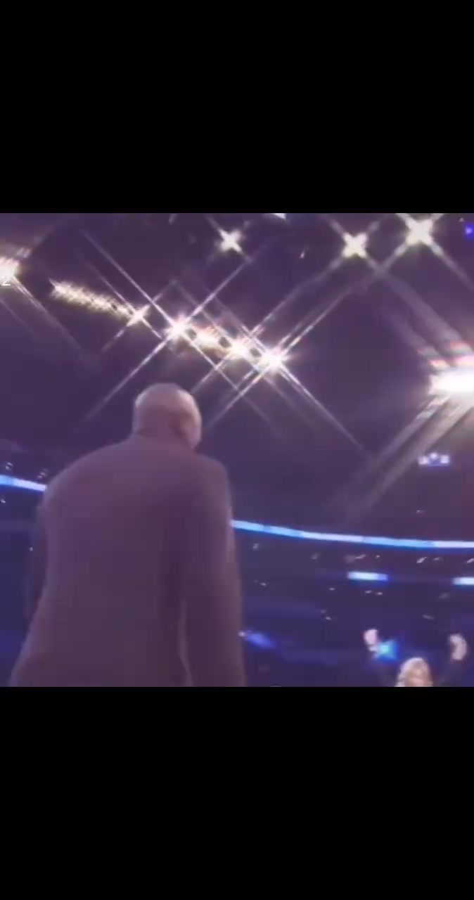 鮑爾默的小細(xì)節(jié)名場(chǎng)面喬丹與珍妮阿姨和鮑爾默的見(jiàn)面