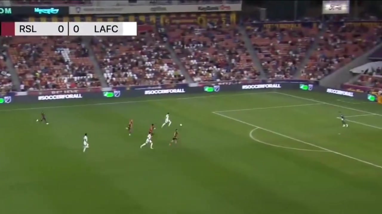 單刀遠(yuǎn)射搶點樣樣精通孫興慜精彩帽子戲法回顧