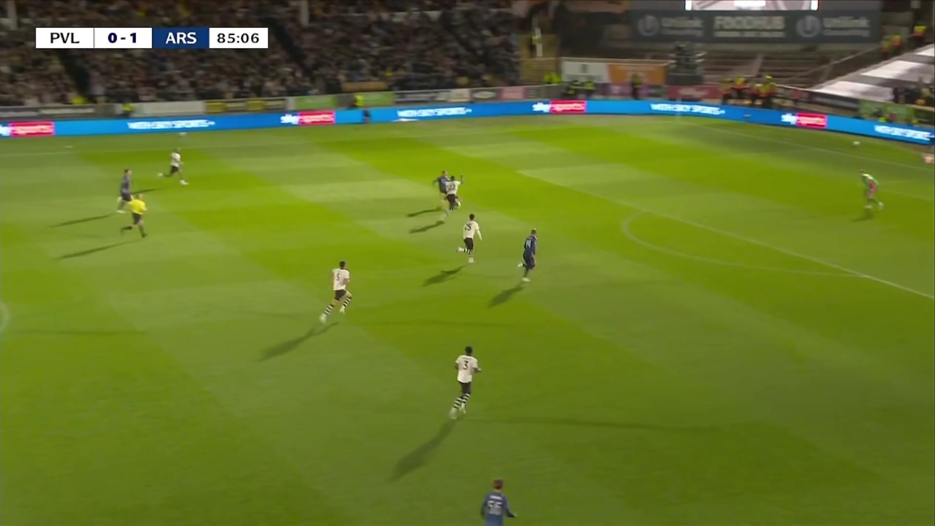 阿森納鎖定勝局特羅薩德遠(yuǎn)射破門(mén)薩利巴長(zhǎng)傳助攻