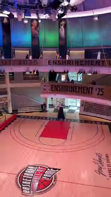 花式遠投王再整新活東契奇我感覺也可以挑戰(zhàn)一下