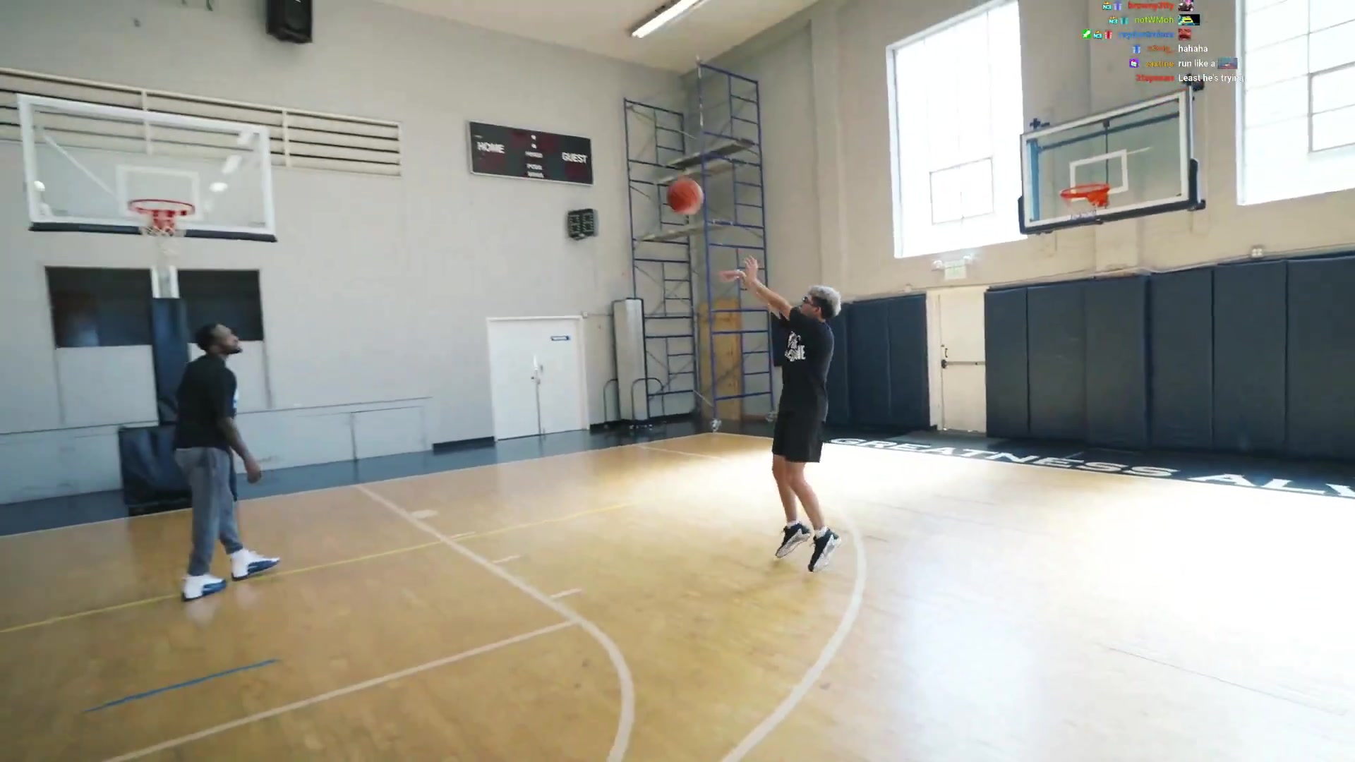 貝弗利庫里的投籃水平沒人能接近你隨便去問任何一名NBA球員