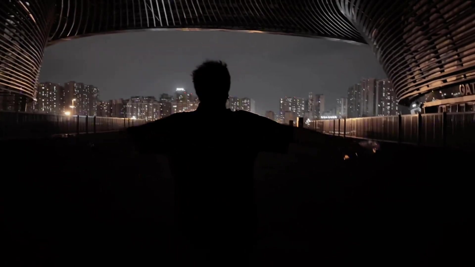 這里是鳳凰山是時候向亞洲展現(xiàn)我們的風采