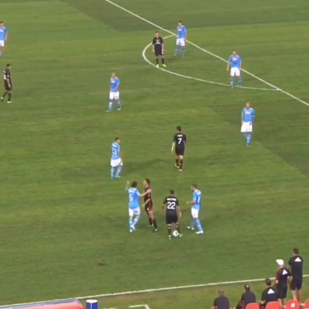 人是內斯塔打的牌是加圖索吃的名場面合集文質彬彬米蘭人