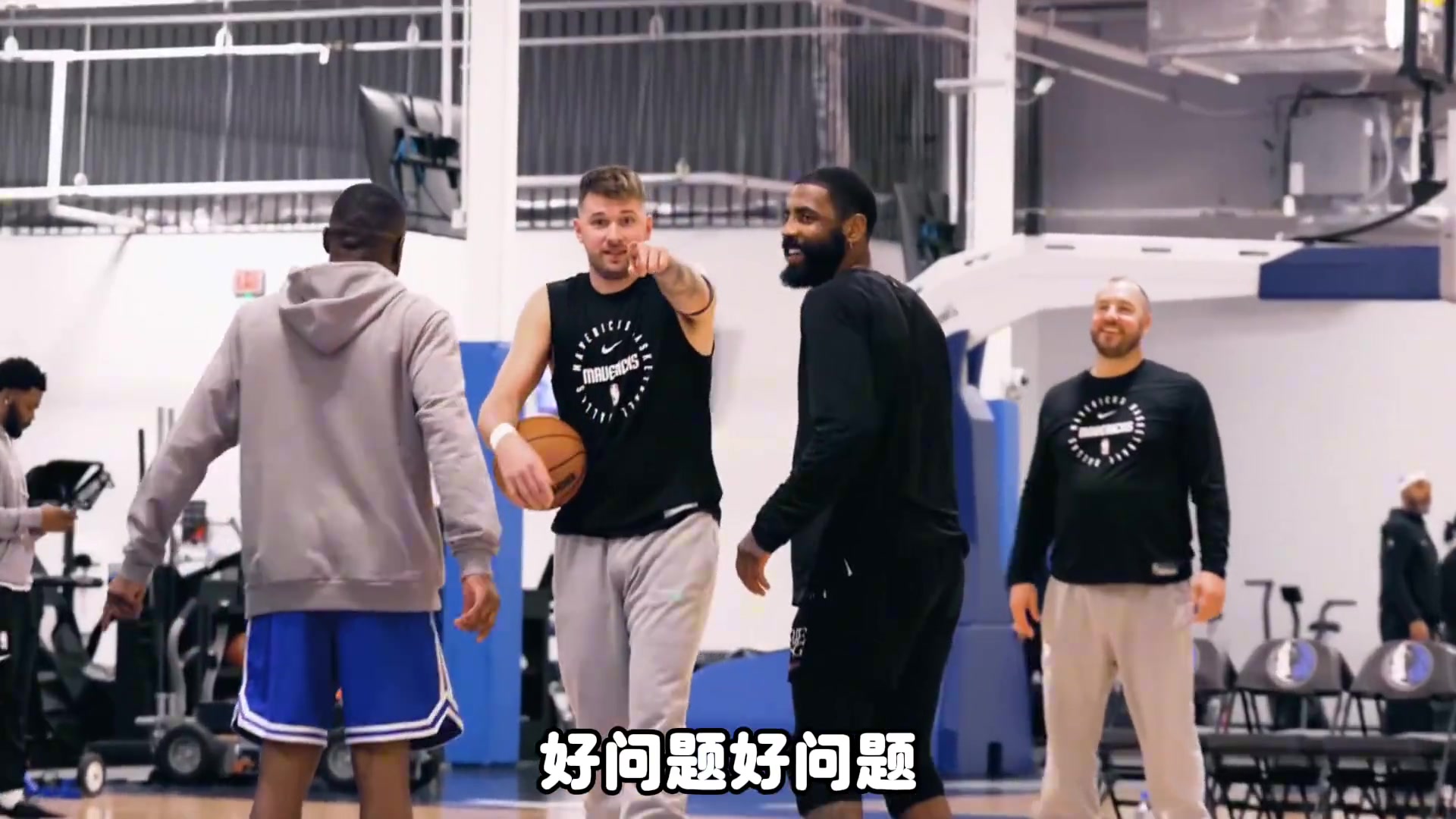 歐文和利拉德誰更強楊毅不好說但歐文是個標準的球隊二當家