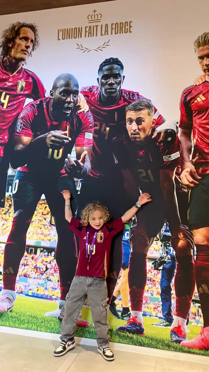 一個不落小朋友探訪比利時國家隊訓(xùn)練基地