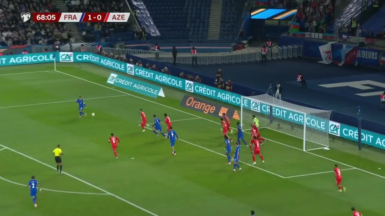 法國2-0領(lǐng)先姆巴佩禁區(qū)內(nèi)傳中助攻拉比奧特頭球破門