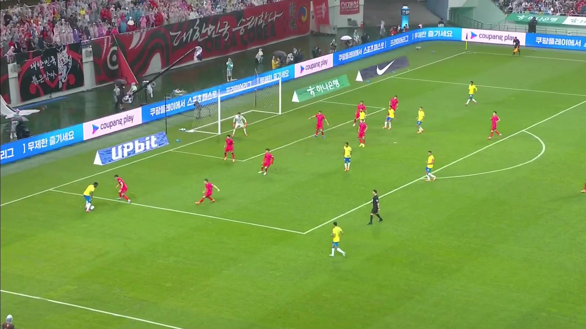 這球漂亮羅德里戈晃暈后衛(wèi)弧線球打門得手巴西2-0韓國(guó)