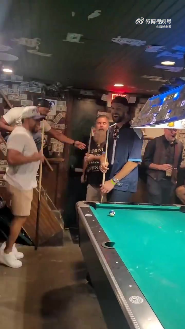 克萊這臺球水平看著有點(diǎn)東西