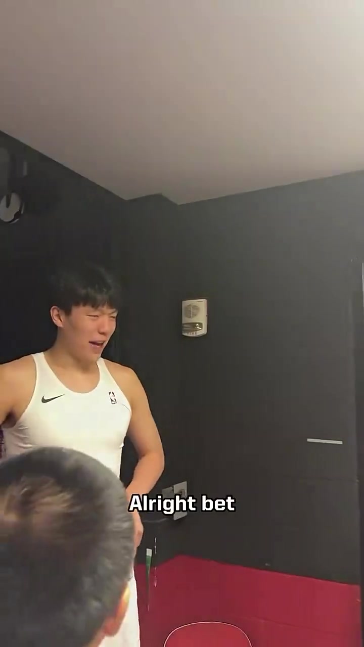 夏聯(lián)楊瀚森學習英語花絮真的會忍不住笑出來