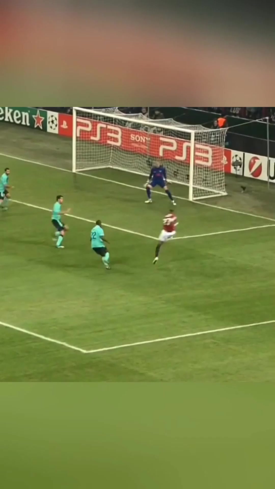 你可能不認(rèn)識(shí)凱文-博阿滕但你一定看過(guò)他的無(wú)解暴力美學(xué)