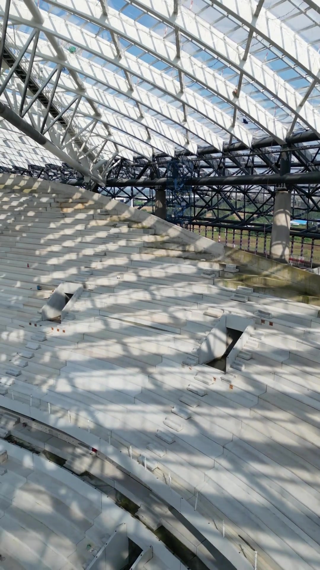 泰山未來6萬人專業(yè)足球場已初具雛形