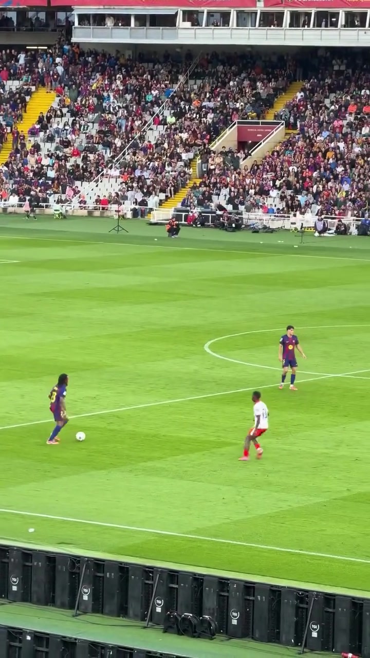 絕殺阿勞霍弗里克問我能不能踢前鋒我說我上場就能進球