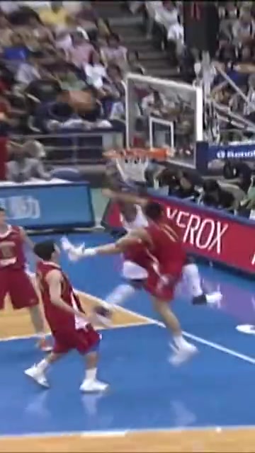 巔峰韋德想隔扣年輕時(shí)的阿聯(lián)也沒那么容易