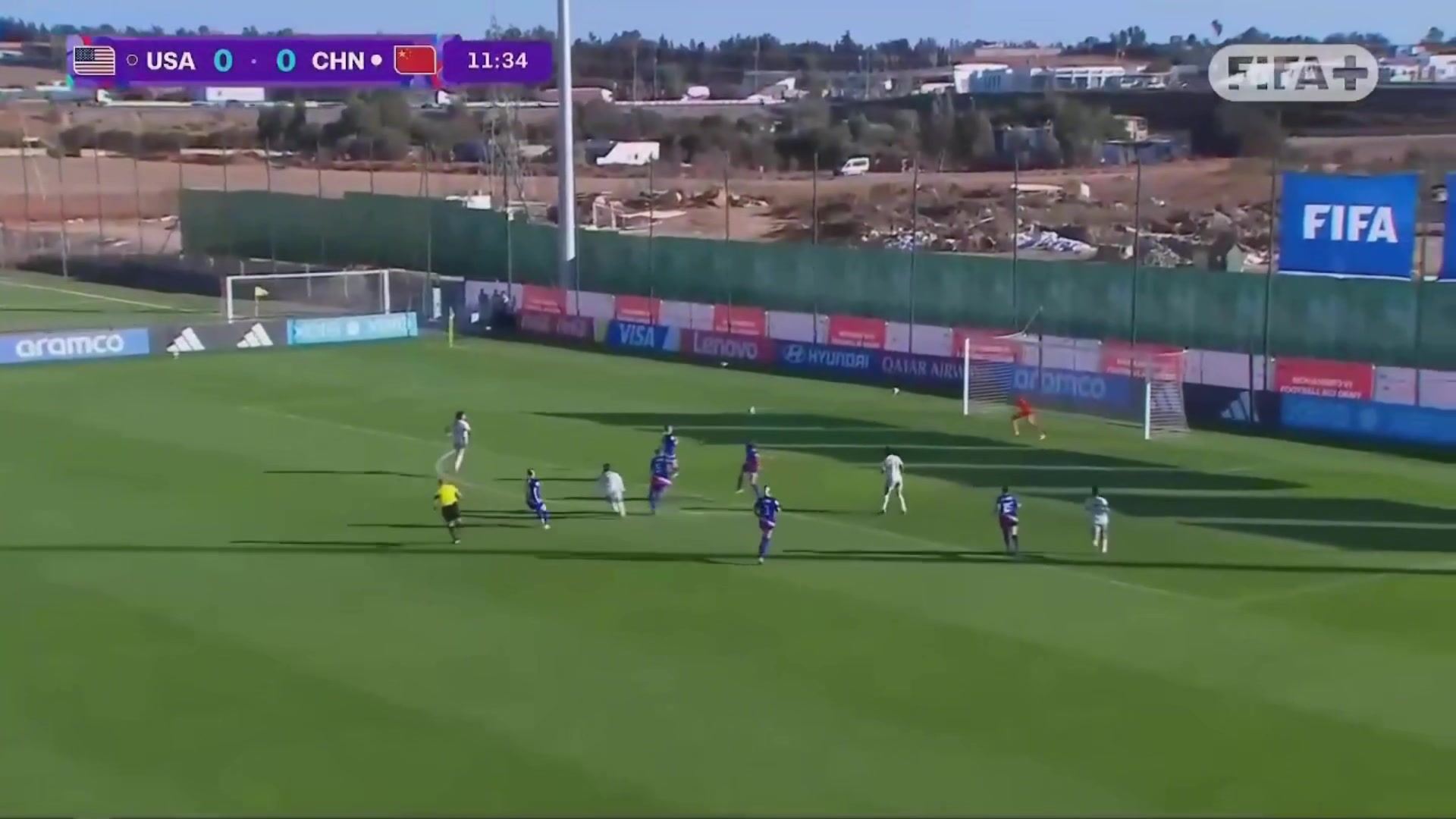 太強了周欣怡弧頂左腳世界波破門U17女足1-0領(lǐng)先美國