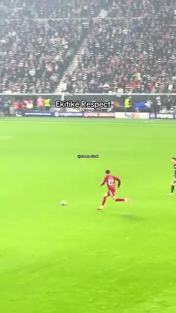 人球結(jié)合能力看臺視角看?；倏藲W冠對陣?yán)蠔|家取得進(jìn)球