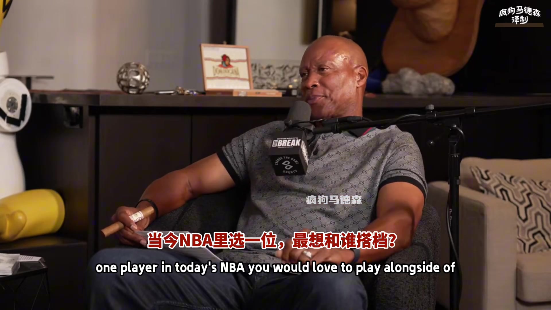 最想和誰(shuí)搭檔霍里詹姆斯因?yàn)樗麜?huì)把球給我?guī)炖锍鍪痔? title=