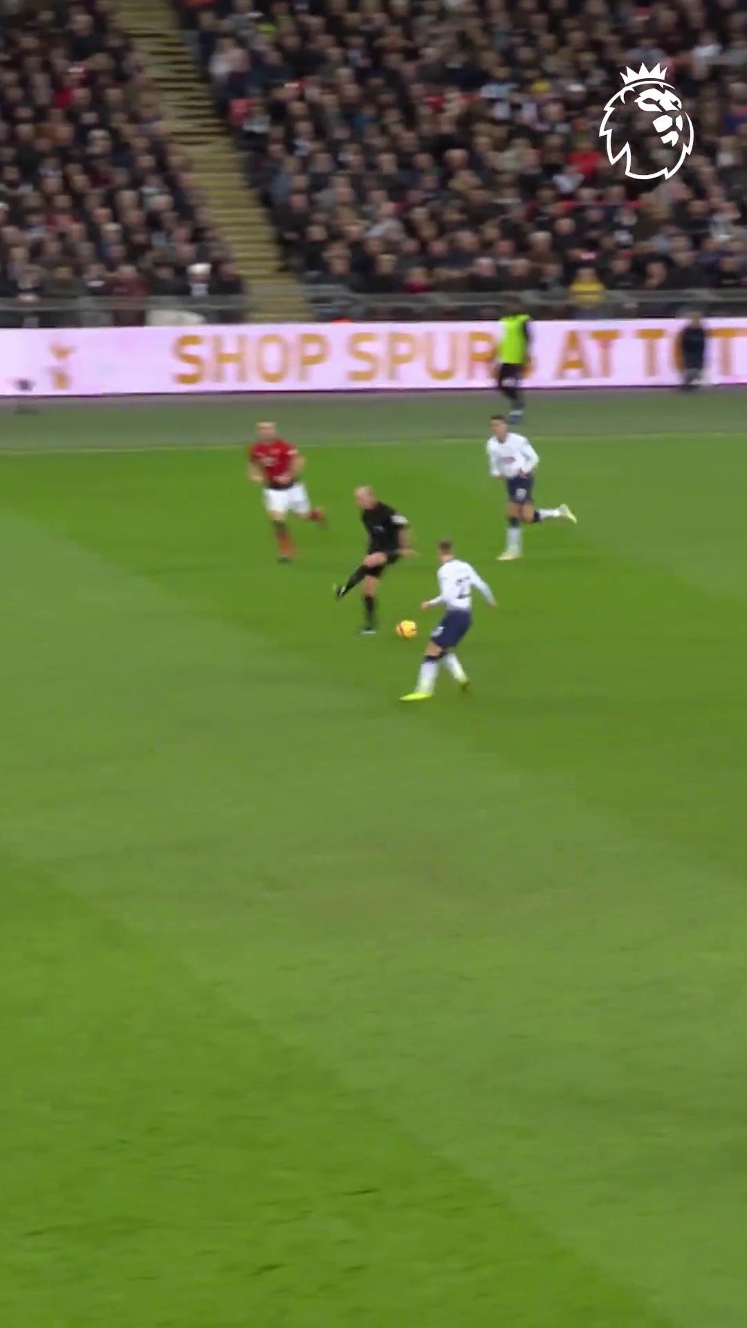 1人防死熱刺單場(chǎng)比賽5次超級(jí)撲救德赫亞這場(chǎng)是真超神了