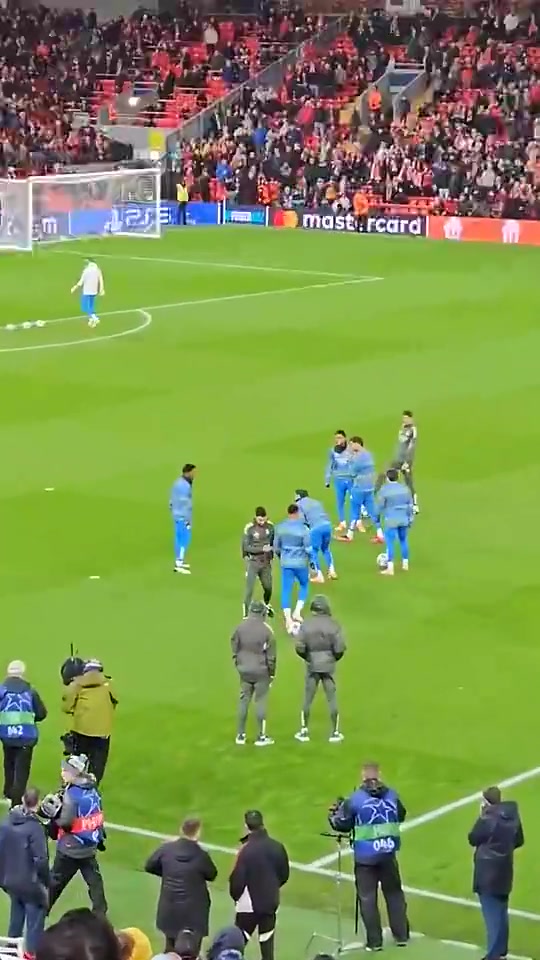 噓聲震耳欲聾諾德在熱身時被安菲爾德球迷報以噓聲